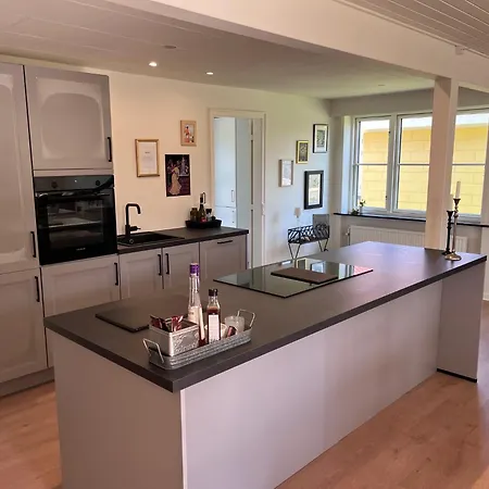 Дом отдыха Newly Renovated House In Gammel Скаген